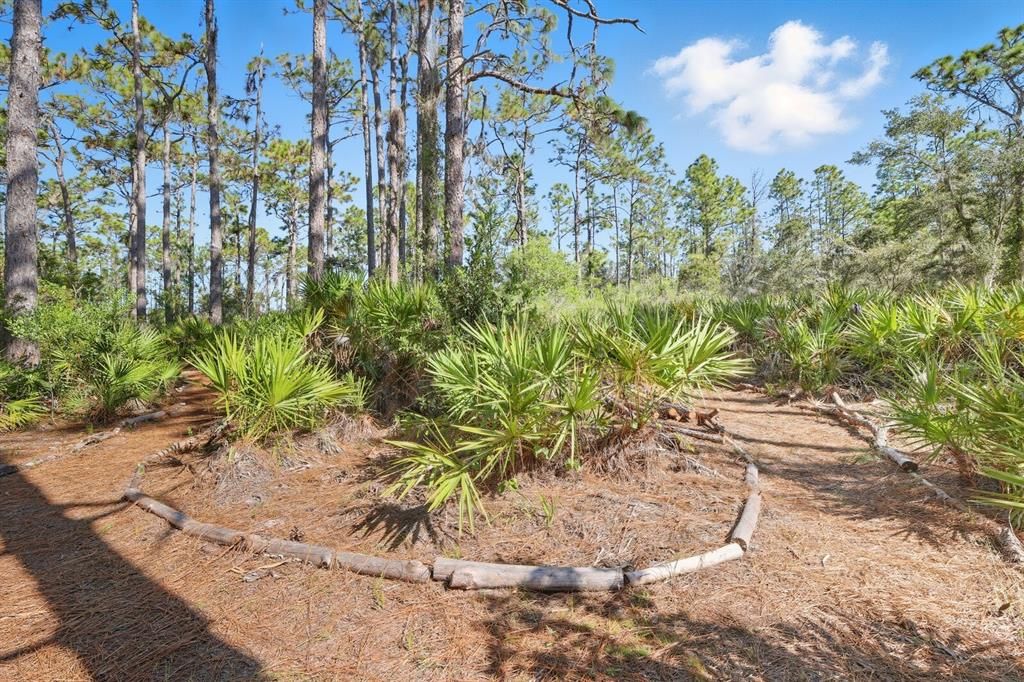 Под контрактом: $1,499,000 (9.42 acres)