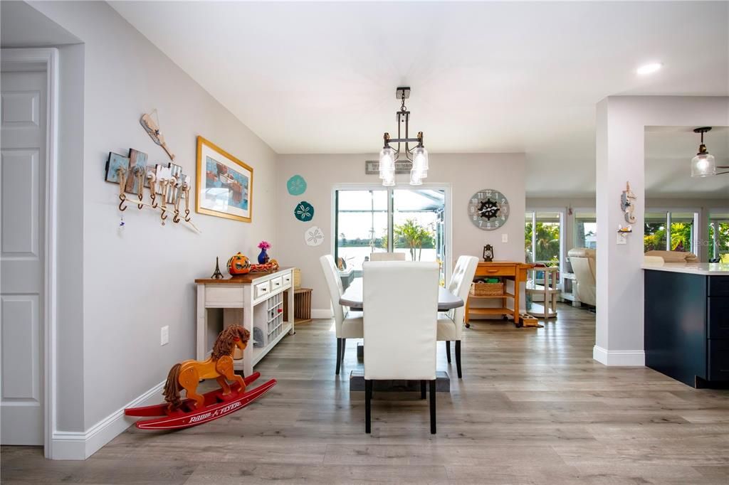 На продажу: $495,000 (2 спален, 2 ванн, 2268 Квадратных фут)