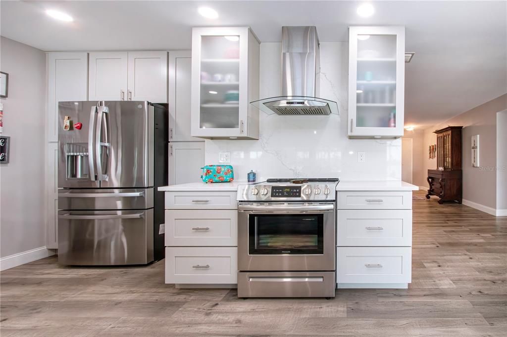 На продажу: $495,000 (2 спален, 2 ванн, 2268 Квадратных фут)