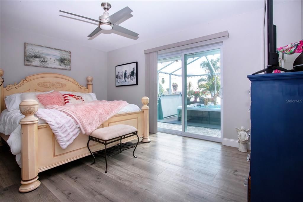 На продажу: $495,000 (2 спален, 2 ванн, 2268 Квадратных фут)