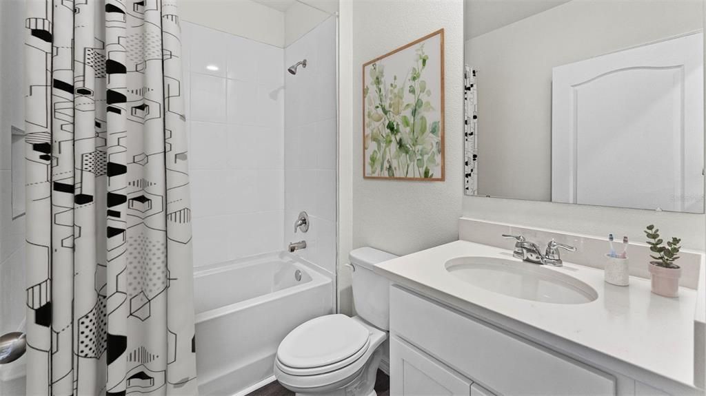 Active With Contract: $463,990 (3 beds, 2 baths, 1672 Square Feet)