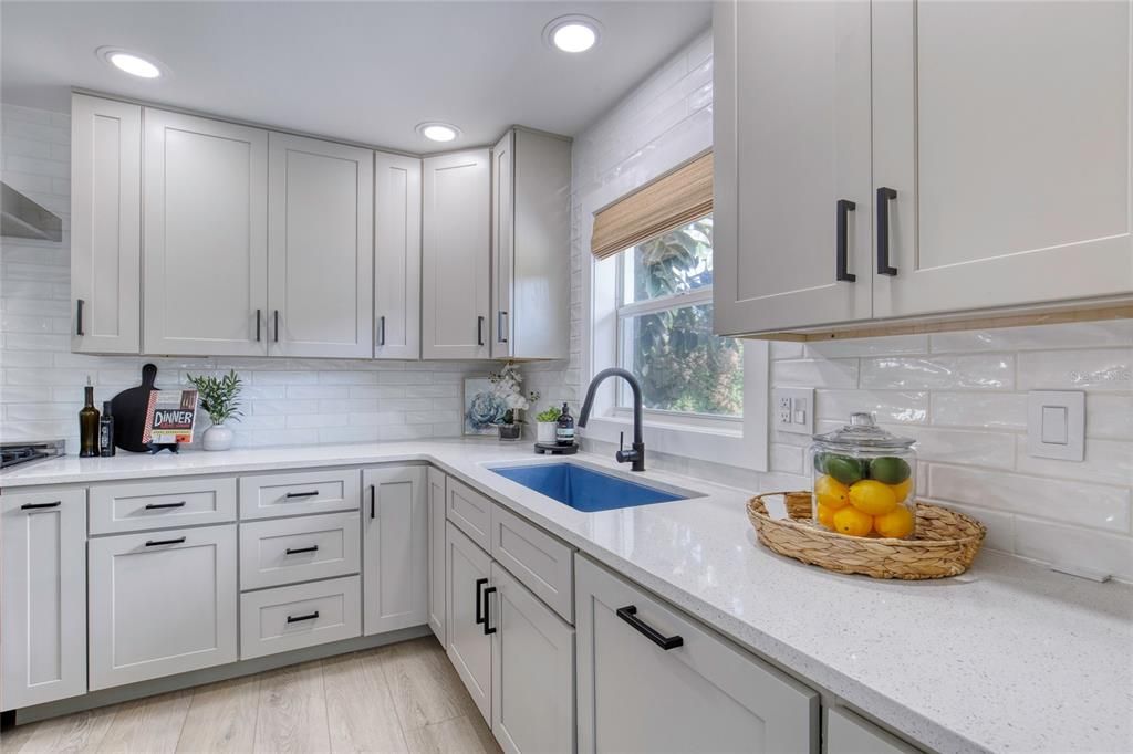 待售: $679,900 (3 贝兹, 2 浴室, 1600 平方英尺)