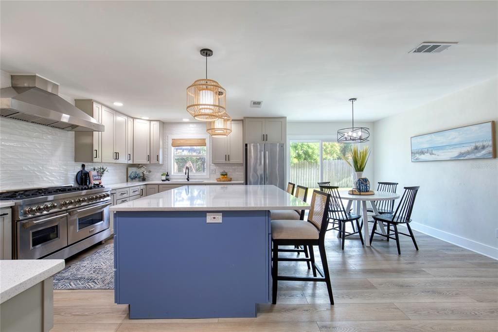 待售: $679,900 (3 贝兹, 2 浴室, 1600 平方英尺)