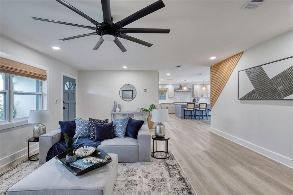 待售: $679,900 (3 贝兹, 2 浴室, 1600 平方英尺)