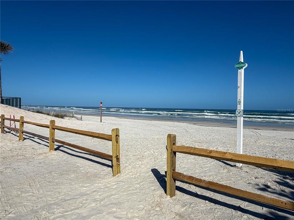 На продажу: $669,900 (3 спален, 2 ванн, 1600 Квадратных фут)