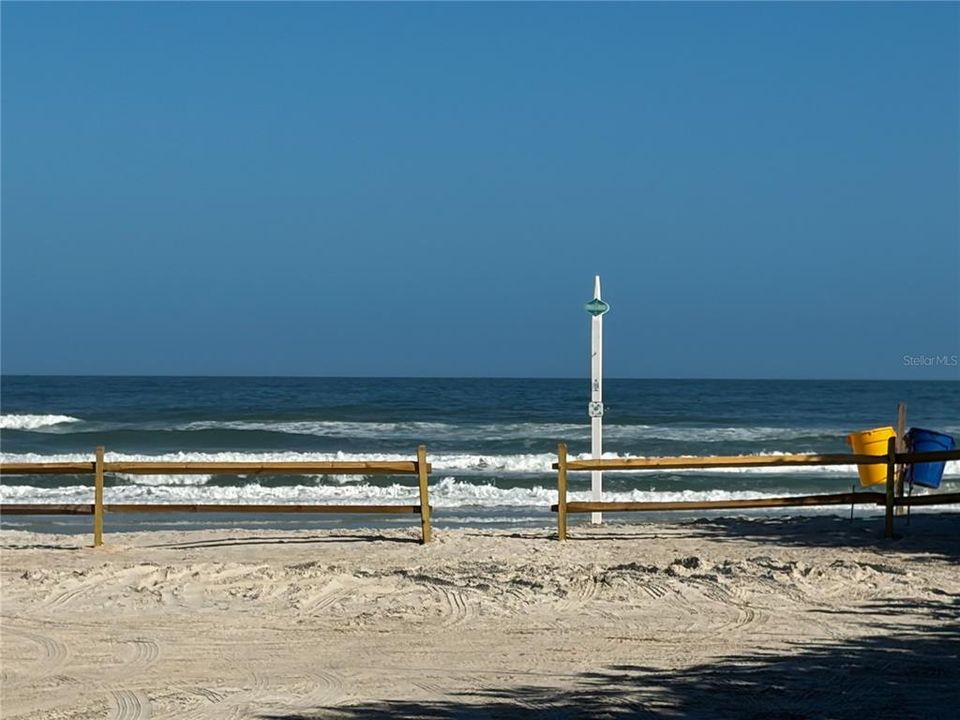 На продажу: $669,900 (3 спален, 2 ванн, 1600 Квадратных фут)