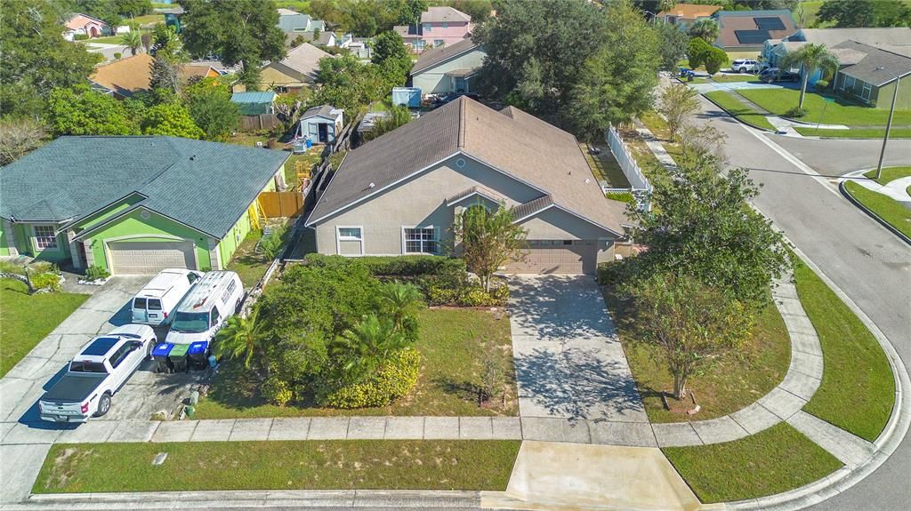 For Sale: $429,000 (4 beds, 2 baths, 2289 Square Feet)