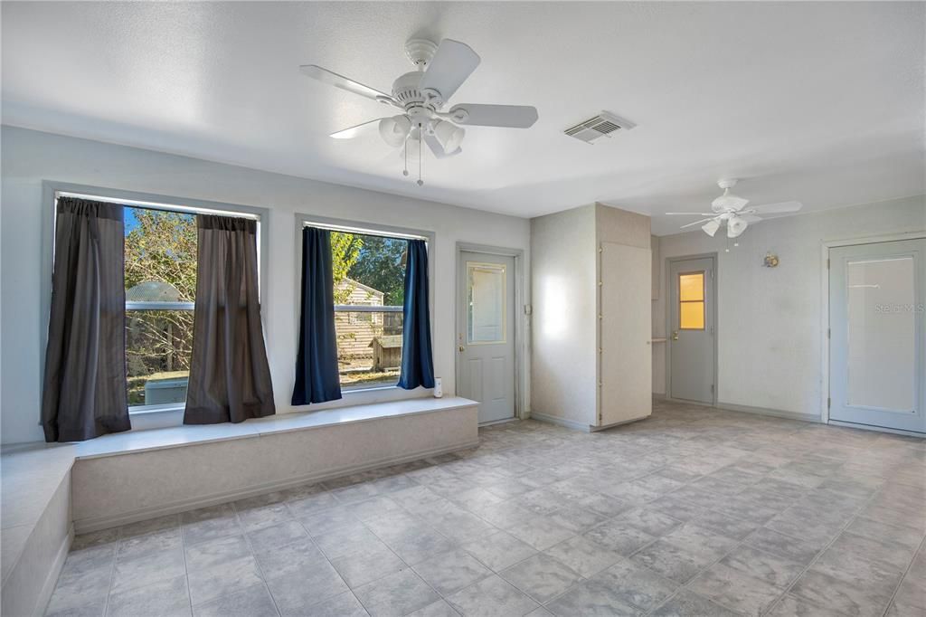 For Sale: $429,000 (4 beds, 2 baths, 2289 Square Feet)