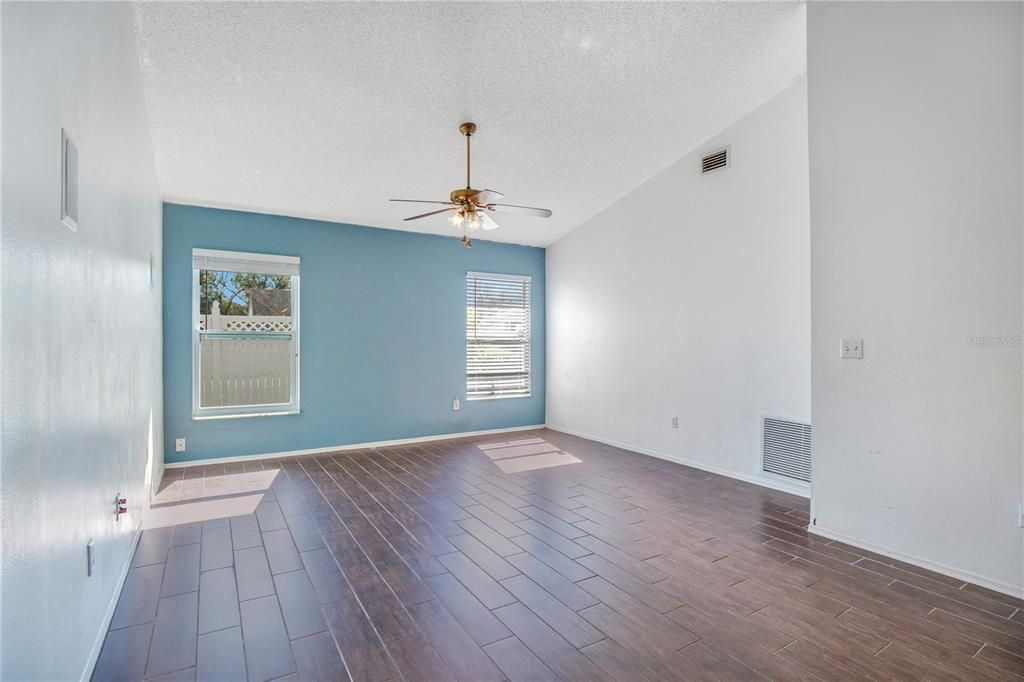 For Sale: $429,000 (4 beds, 2 baths, 2289 Square Feet)