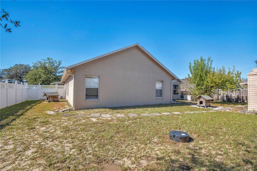 For Sale: $429,000 (4 beds, 2 baths, 2289 Square Feet)