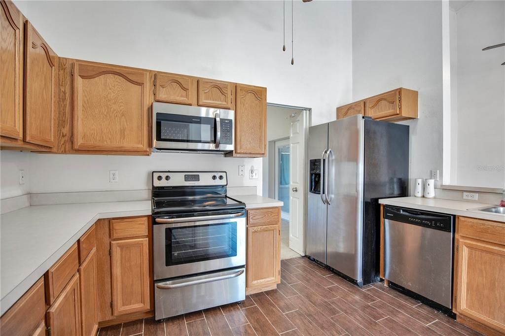 For Sale: $429,000 (4 beds, 2 baths, 2289 Square Feet)