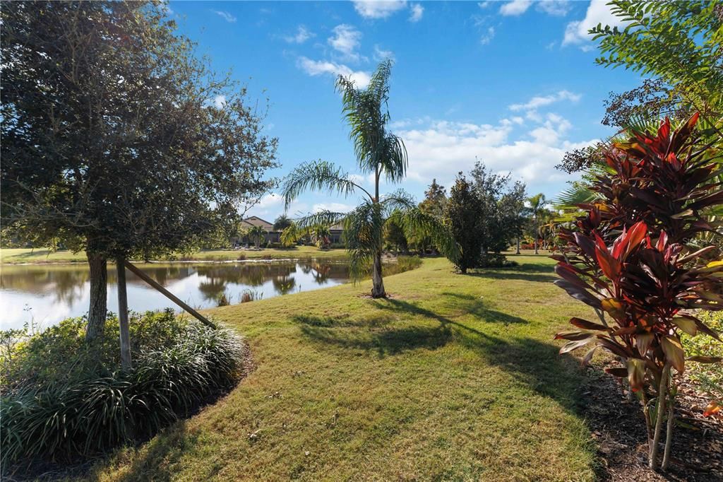 For Sale: $1,250,000 (4 beds, 3 baths, 2717 Square Feet)