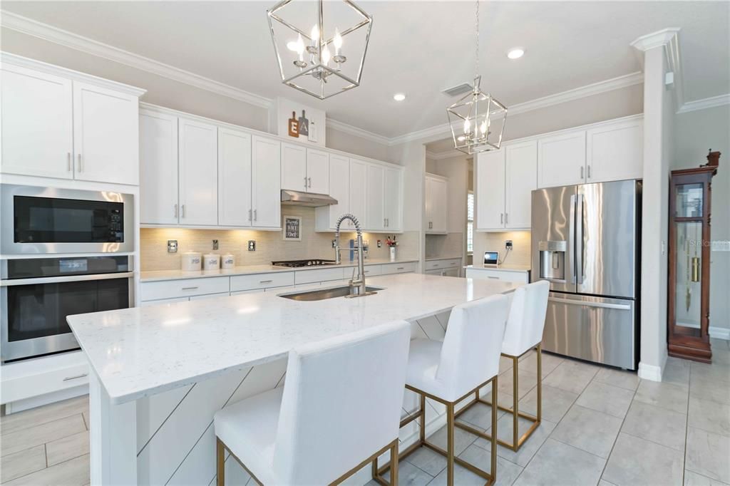 For Sale: $1,250,000 (4 beds, 3 baths, 2717 Square Feet)