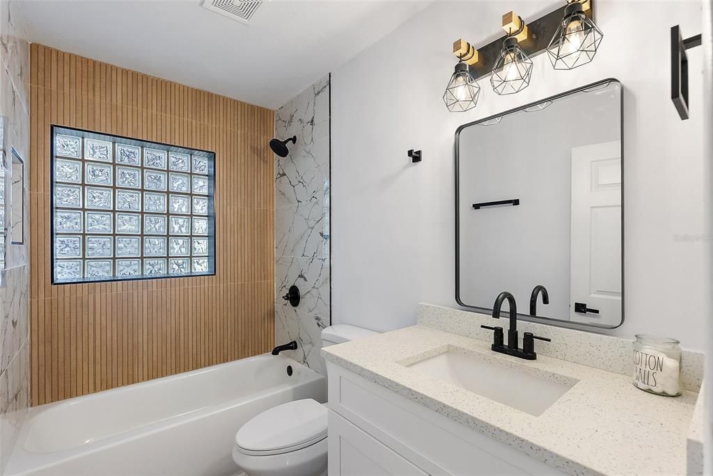 Active With Contract: $369,900 (3 beds, 2 baths, 1200 Square Feet)