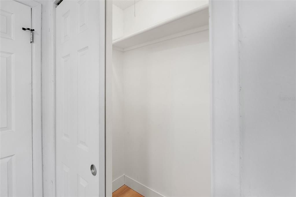 Active With Contract: $369,900 (3 beds, 2 baths, 1200 Square Feet)