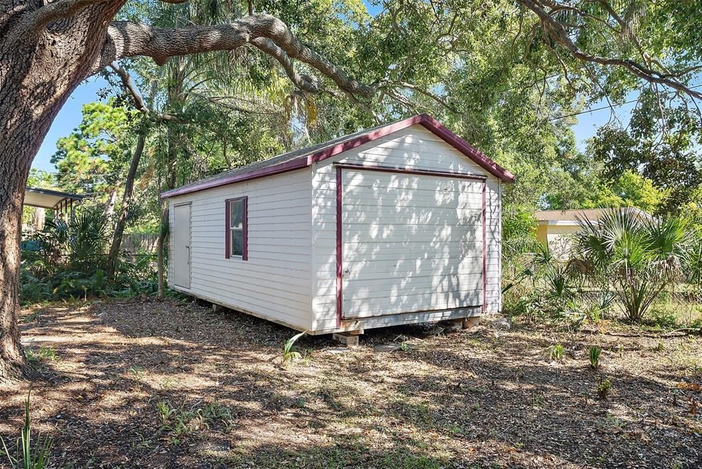 Active With Contract: $369,900 (3 beds, 2 baths, 1200 Square Feet)