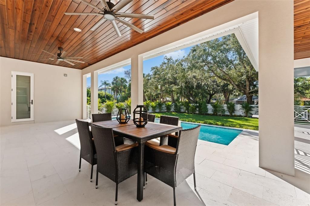 For Sale: $3,799,000 (5 beds, 5 baths, 5841 Square Feet)