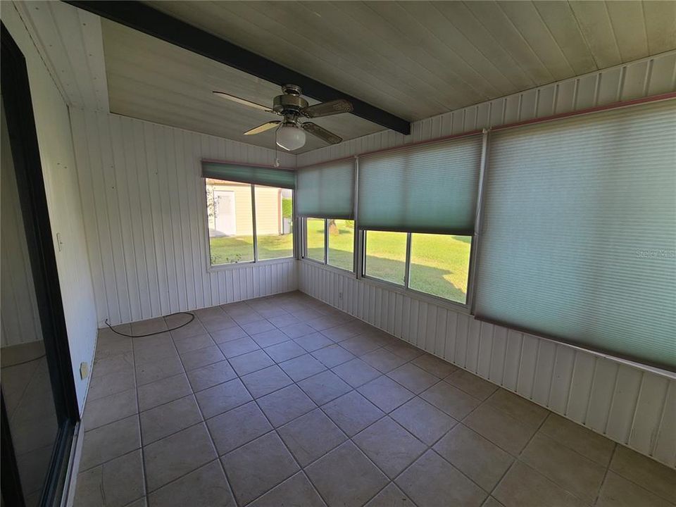 Activo con contrato: $159,900 (2 camas, 2 baños, 1014 Pies cuadrados)