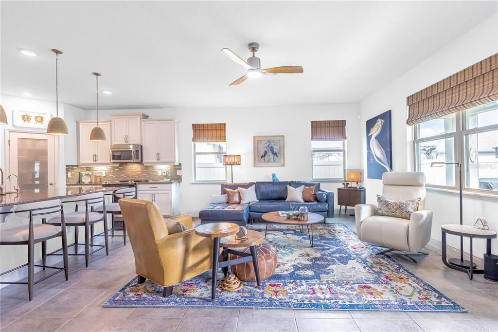 合同活跃: $499,000 (3 贝兹, 2 浴室, 2029 平方英尺)