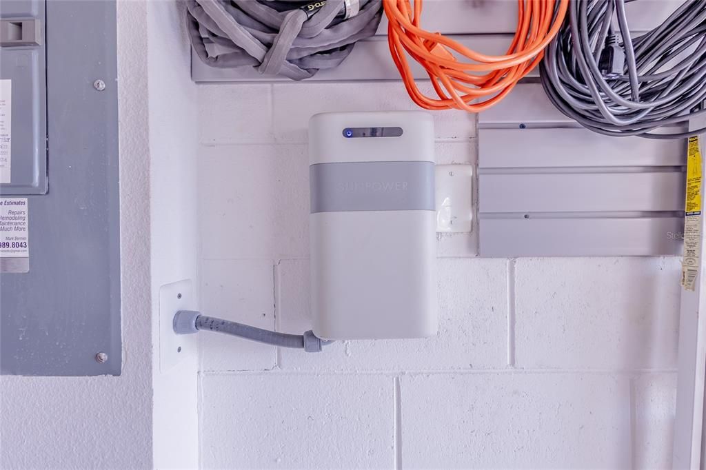 合同活跃: $499,000 (3 贝兹, 2 浴室, 2029 平方英尺)