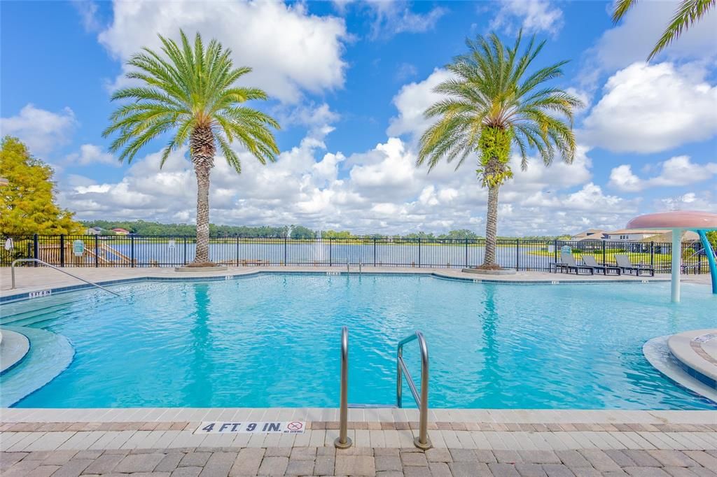 合同活跃: $499,000 (3 贝兹, 2 浴室, 2029 平方英尺)