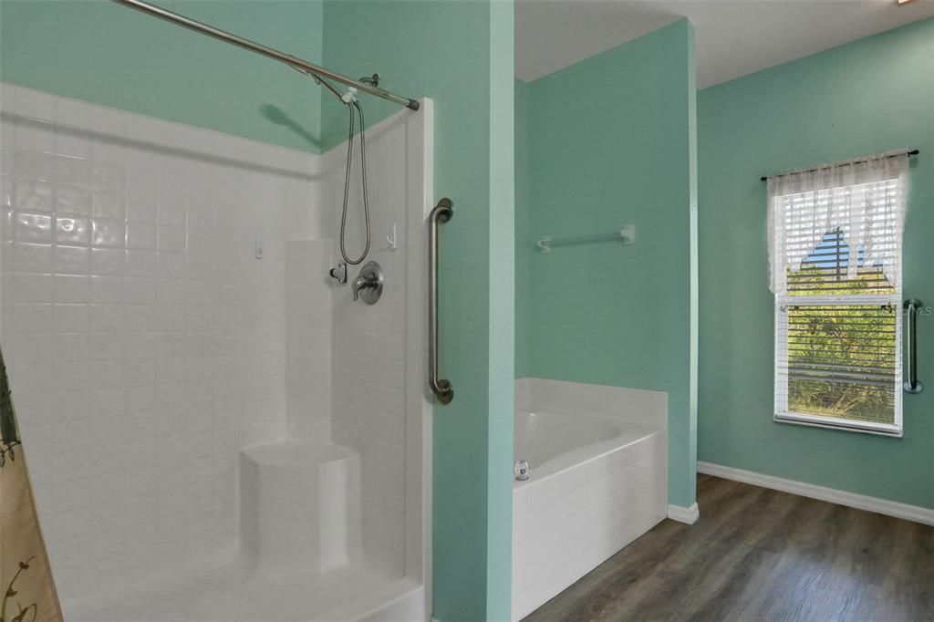 For Sale: $339,000 (4 beds, 2 baths, 2238 Square Feet)