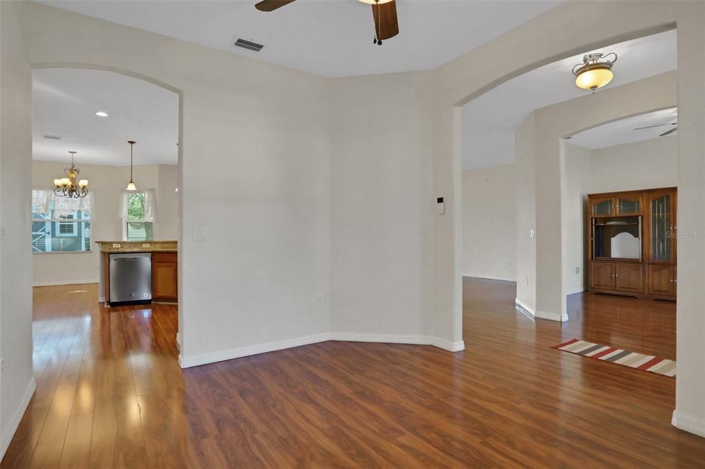 For Sale: $339,000 (4 beds, 2 baths, 2238 Square Feet)