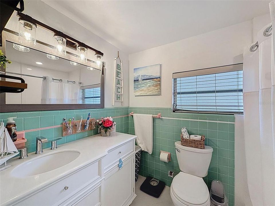 待售: $299,995 (3 贝兹, 2 浴室, 1323 平方英尺)