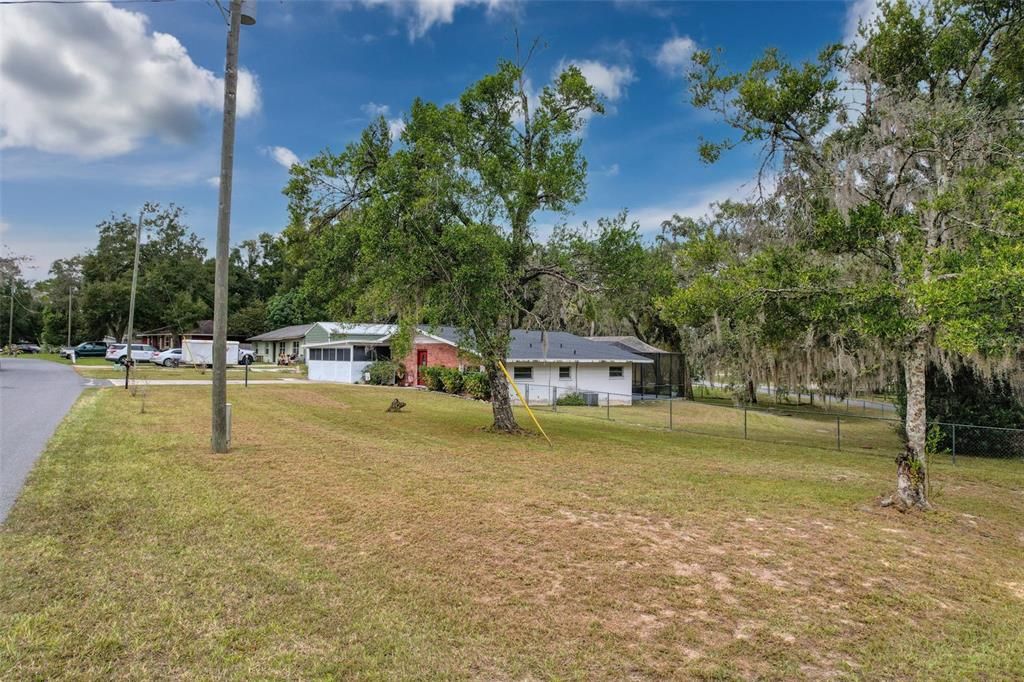 待售: $299,995 (3 贝兹, 2 浴室, 1323 平方英尺)