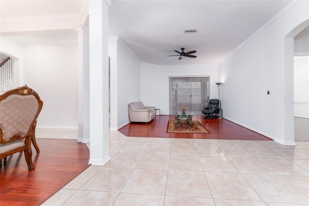 待售: $589,000 (5 贝兹, 4 浴室, 3237 平方英尺)