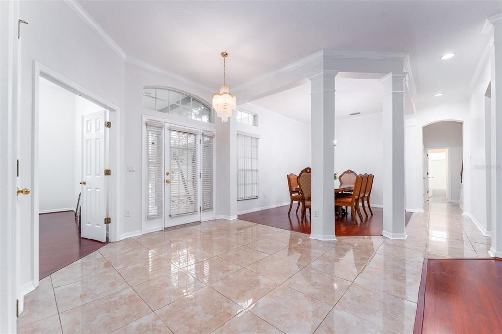 待售: $589,000 (5 贝兹, 4 浴室, 3237 平方英尺)