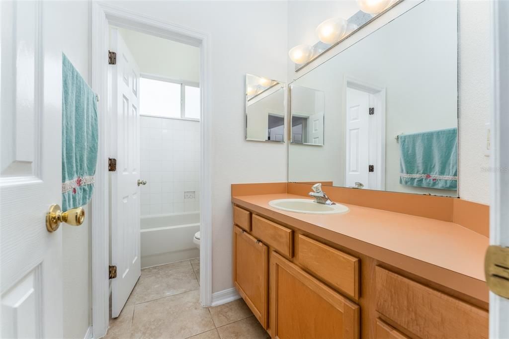 待售: $589,000 (5 贝兹, 4 浴室, 3237 平方英尺)