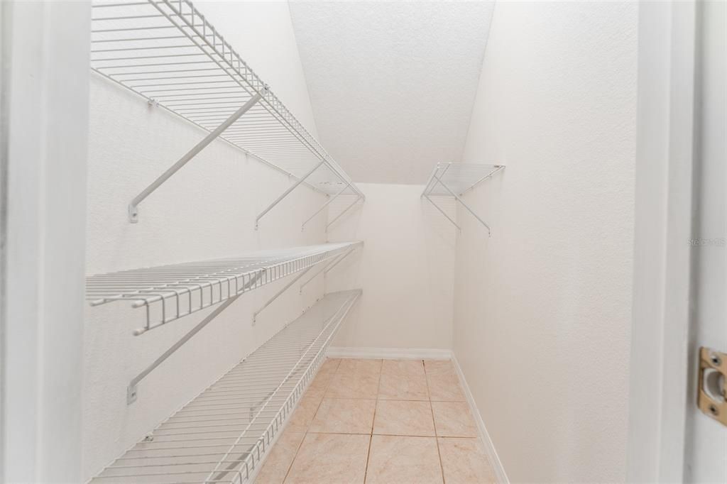 待售: $589,000 (5 贝兹, 4 浴室, 3237 平方英尺)