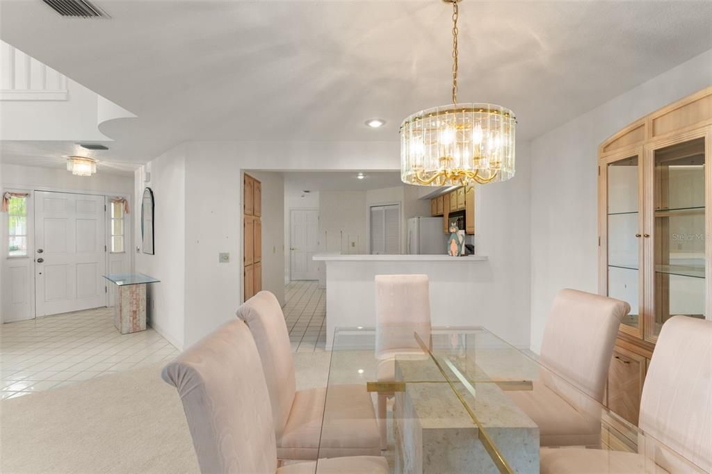 Active With Contract: $575,000 (2 beds, 2 baths, 2224 Square Feet)