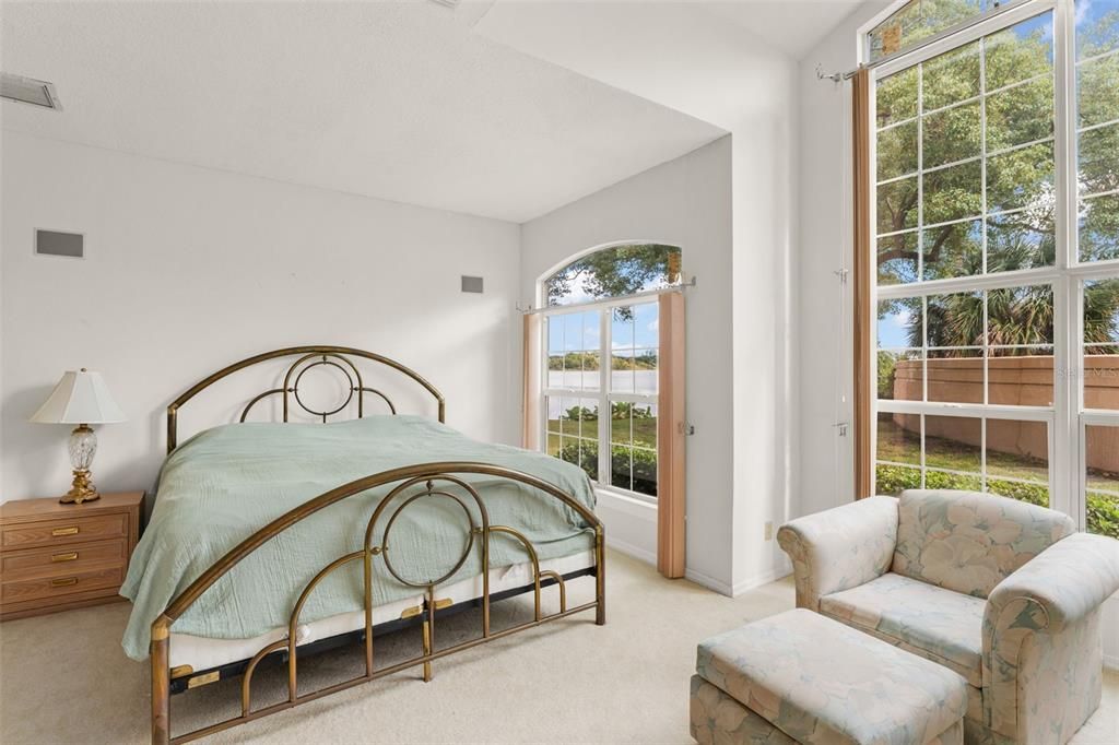 Active With Contract: $575,000 (2 beds, 2 baths, 2224 Square Feet)