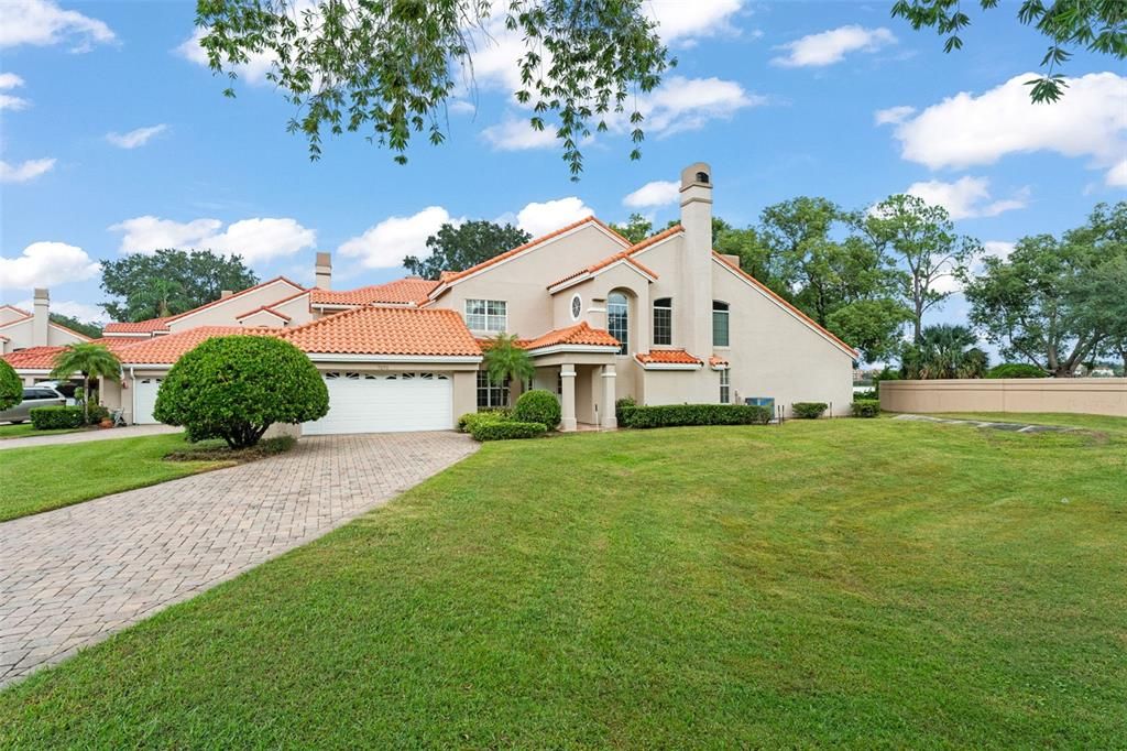 Active With Contract: $575,000 (2 beds, 2 baths, 2224 Square Feet)