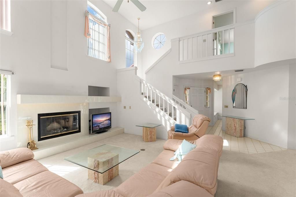 Active With Contract: $575,000 (2 beds, 2 baths, 2224 Square Feet)