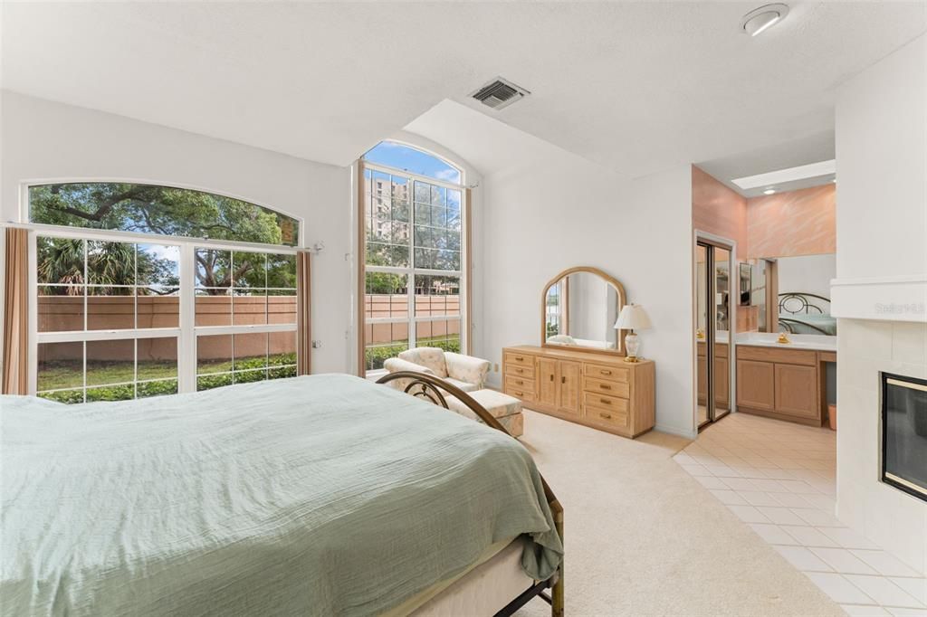 Active With Contract: $575,000 (2 beds, 2 baths, 2224 Square Feet)