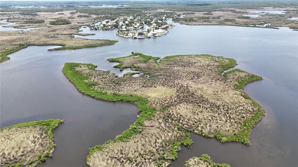 На продажу: $89,000 (19.22 acres)