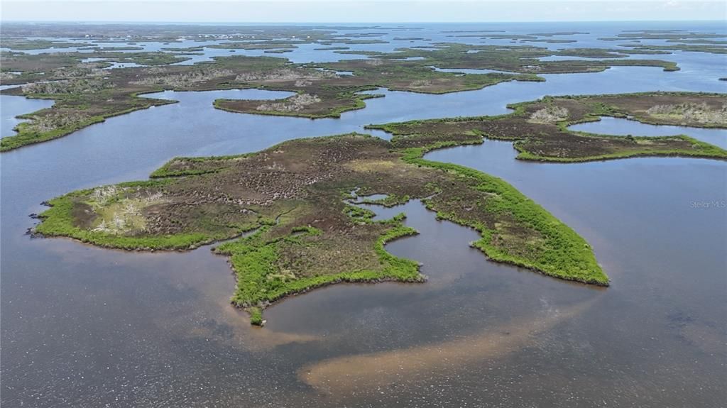 На продажу: $89,000 (19.22 acres)