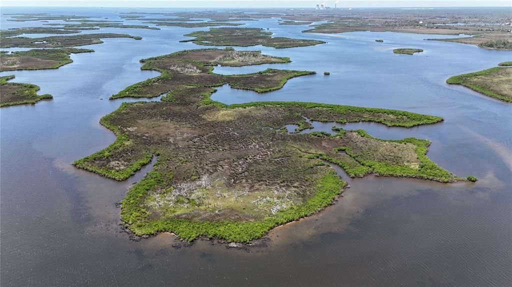 На продажу: $89,000 (19.22 acres)