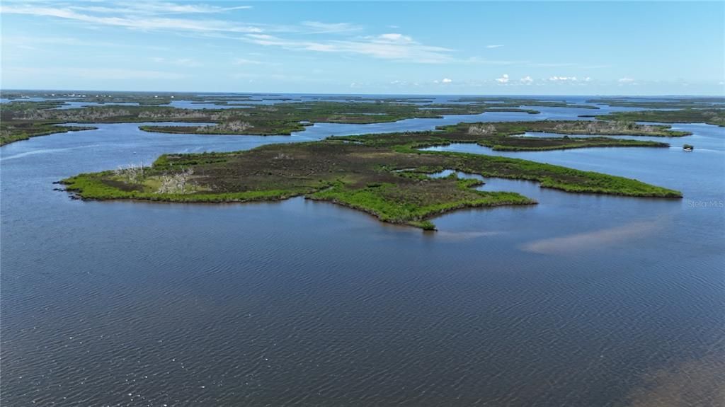 На продажу: $89,000 (19.22 acres)
