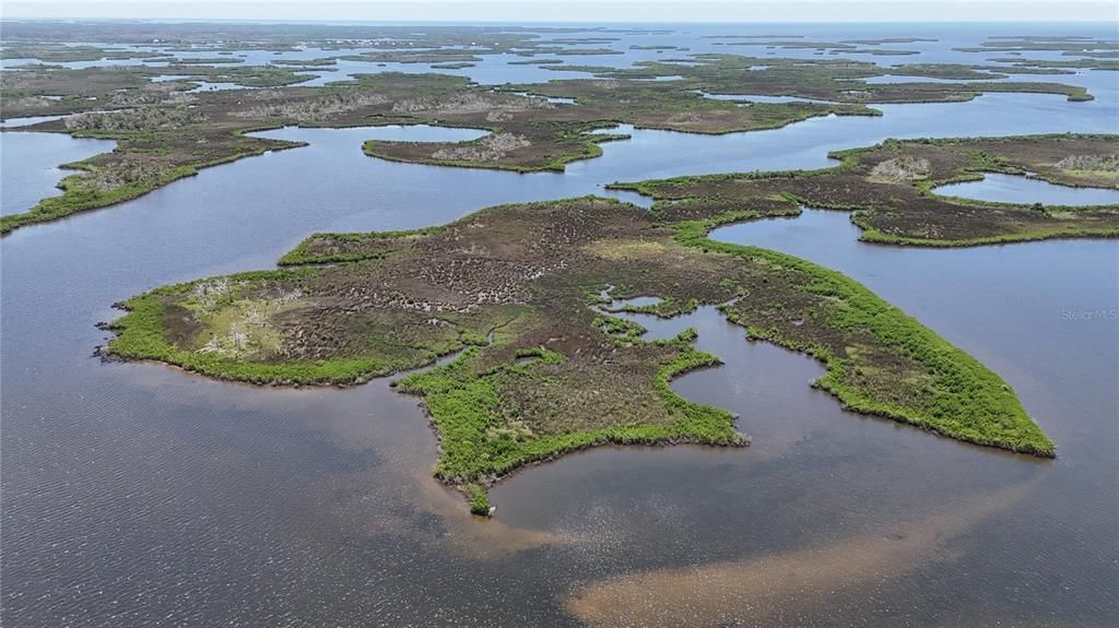 На продажу: $89,000 (19.22 acres)