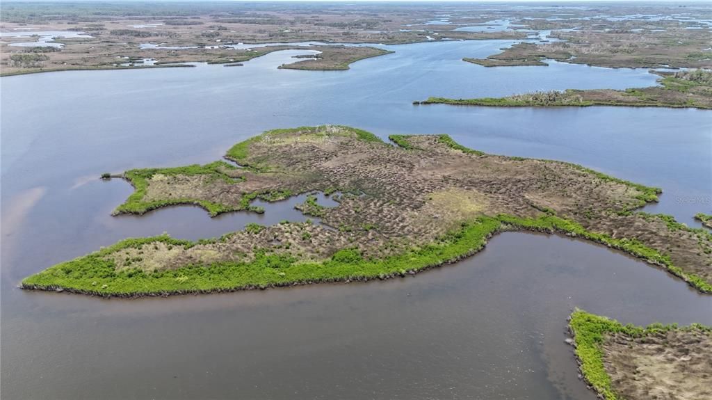 На продажу: $89,000 (19.22 acres)