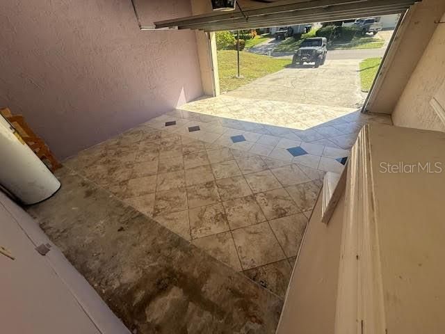 For Rent: $2,900 (3 beds, 2 baths, 2010 Square Feet)