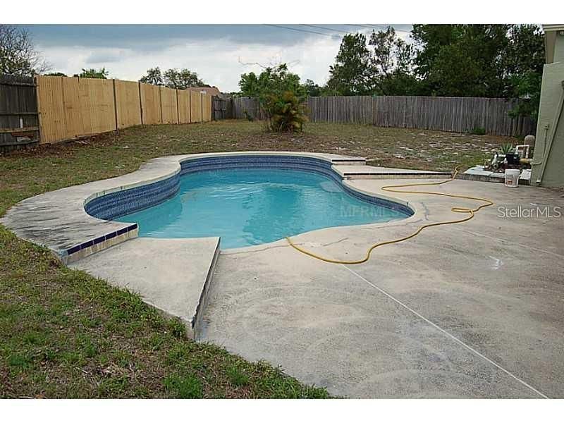 For Rent: $2,900 (3 beds, 2 baths, 2010 Square Feet)