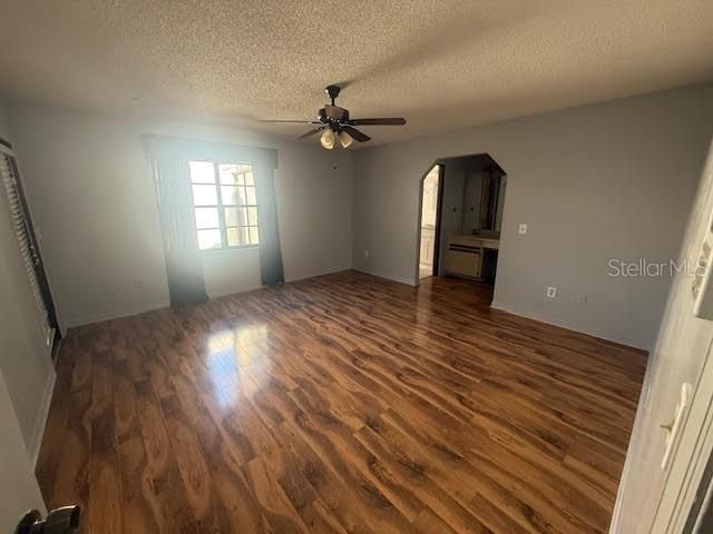 For Rent: $2,900 (3 beds, 2 baths, 2010 Square Feet)