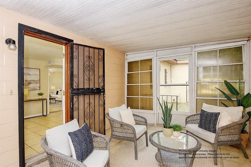 合同活跃: $2,050 (3 贝兹, 2 浴室, 1525 平方英尺)