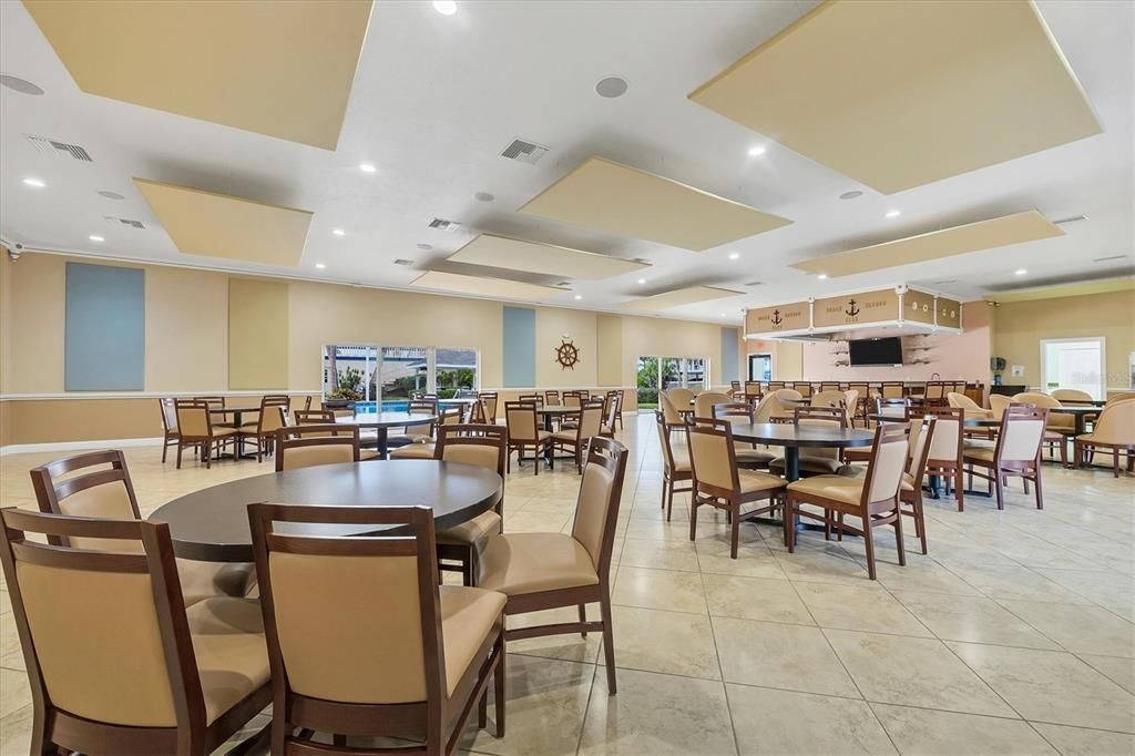 For Sale: $358,000 (1 beds, 1 baths, 698 Square Feet)