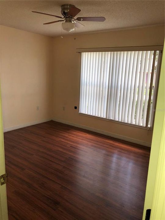 For Sale: $348,900 (4 beds, 2 baths, 1855 Square Feet)